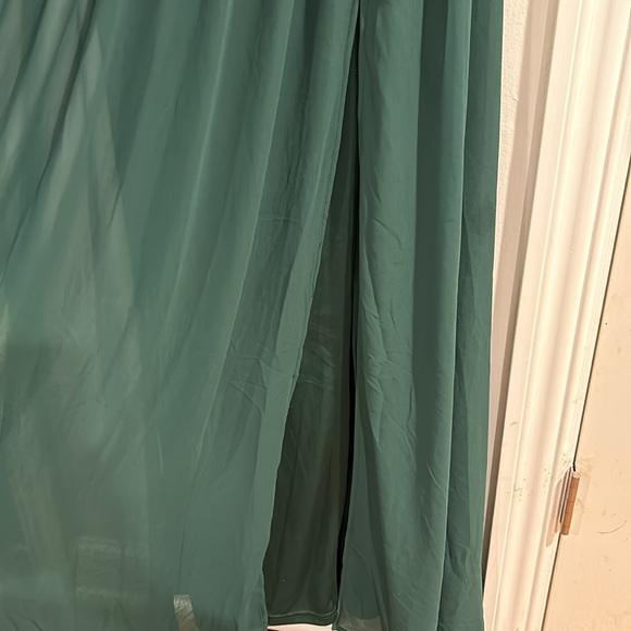 NWD Love By Design Emerald Green Athen Plunging V Neck Maxi Dress Sz Medium - Picture 4 of 6